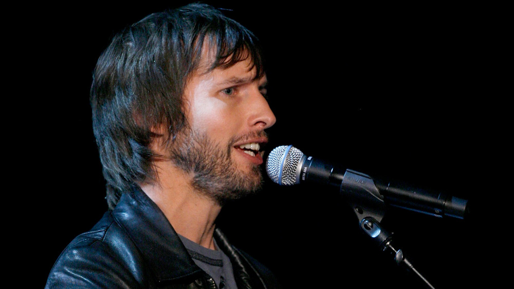 James Blunt performs You're Beautiful in 2007