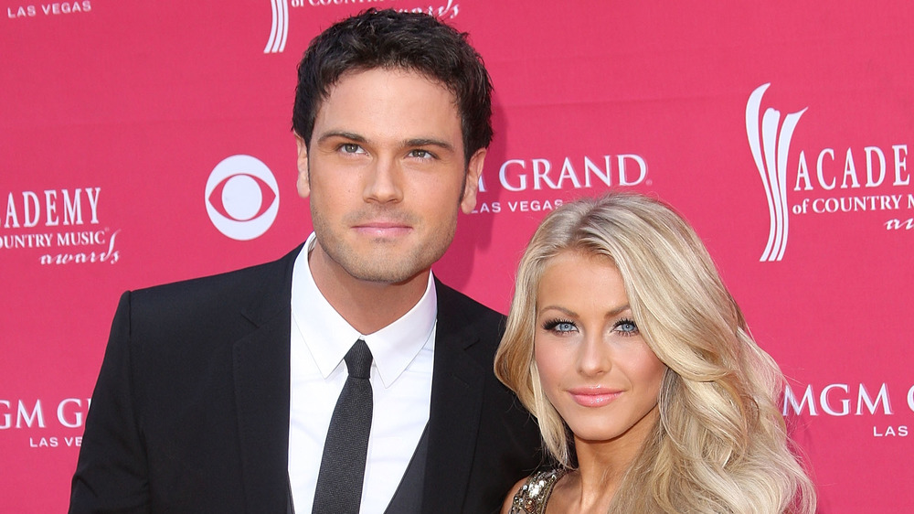 Julianne Hough and Chuck Wicks on red carpet