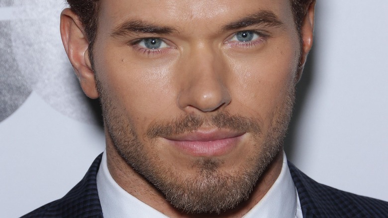 Kellan Lutz blue eyes