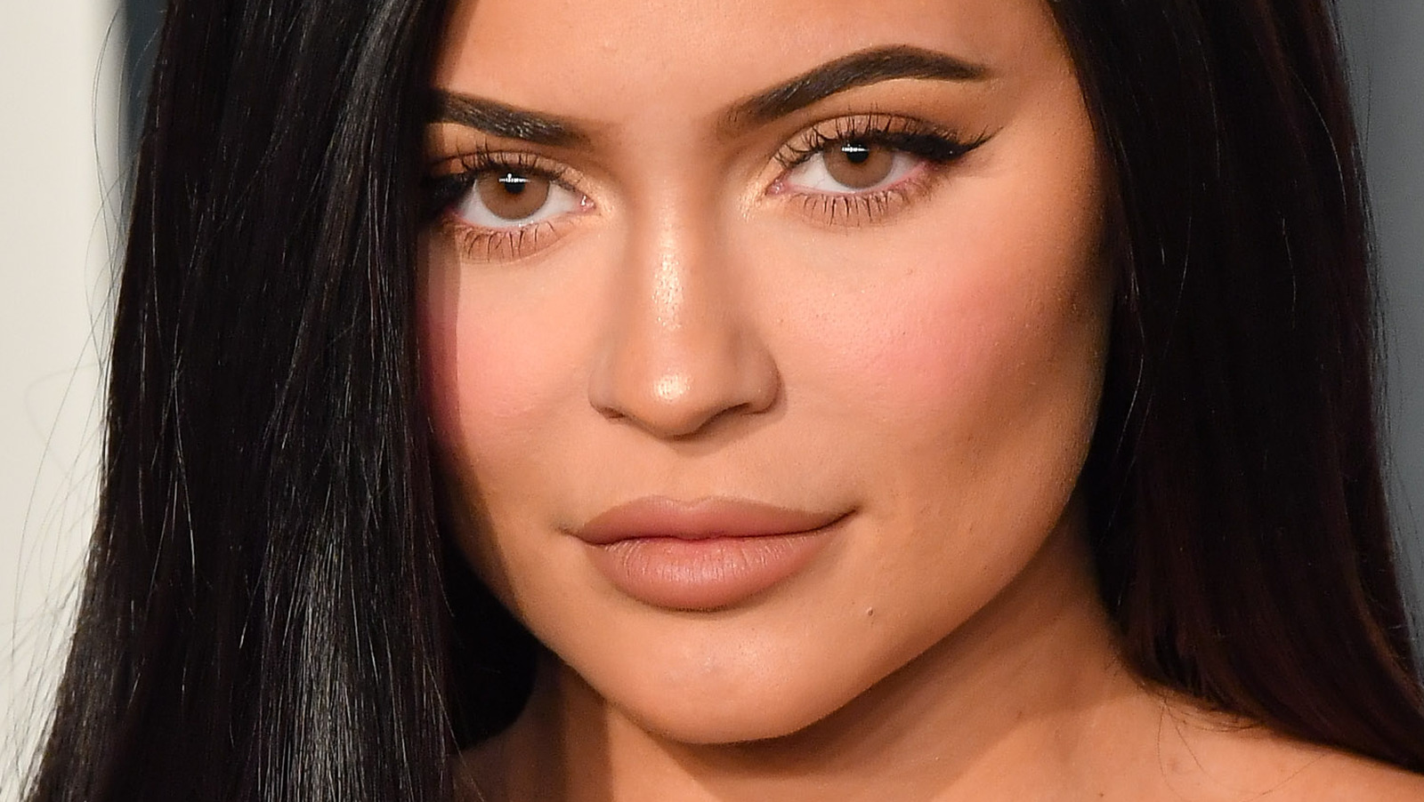 The Real Reason Kylie Jenner Removed Her Lip Fillers