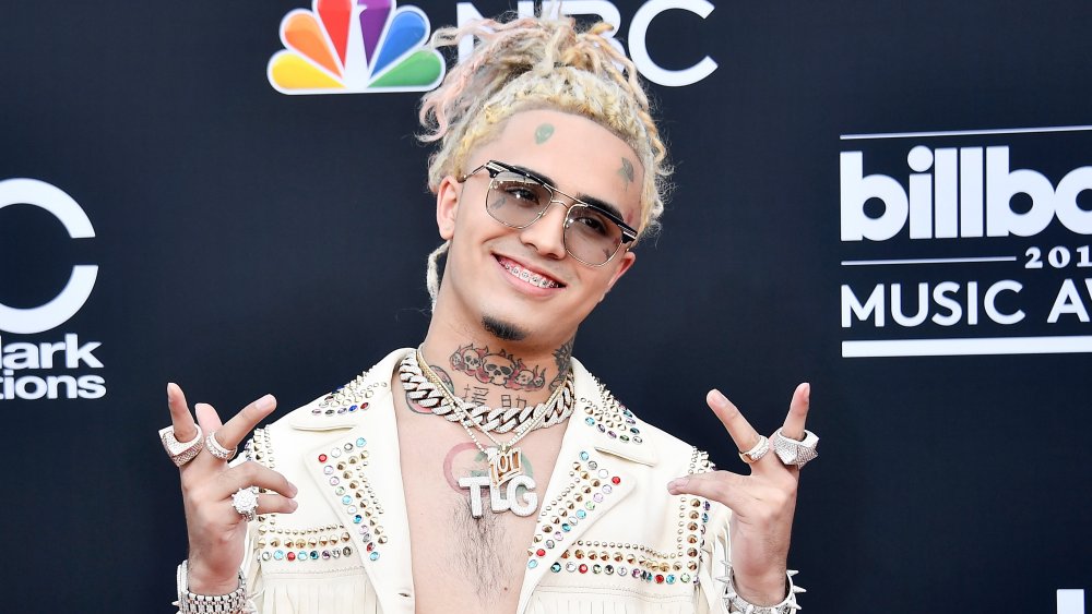 Lil Pump smiling on the red carpet