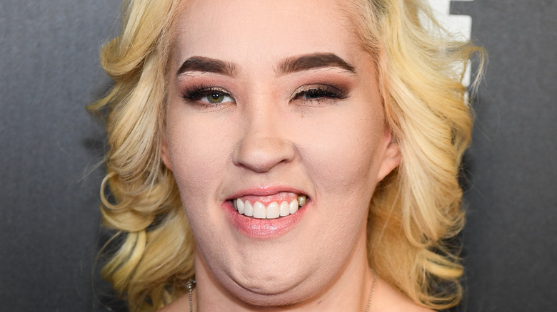 Mama June Shannon red carpet