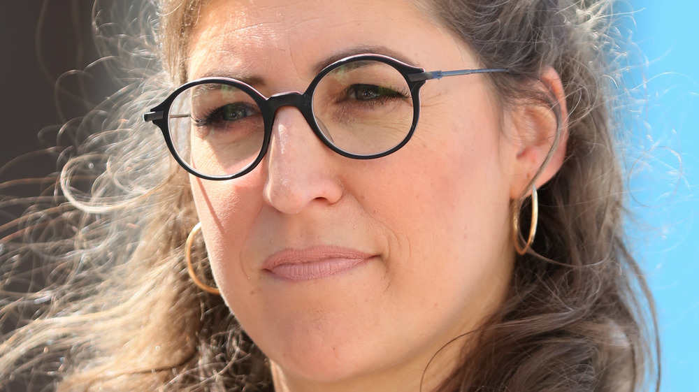 Mayim Bialik wearing glasses