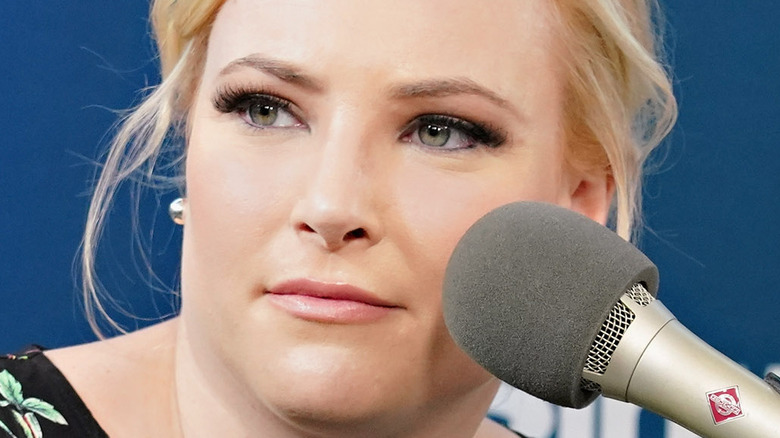 Meghan McCain speaking with host Julie Mason during a SiriusXM event