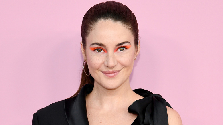 Shailene Woodley smiling at event
