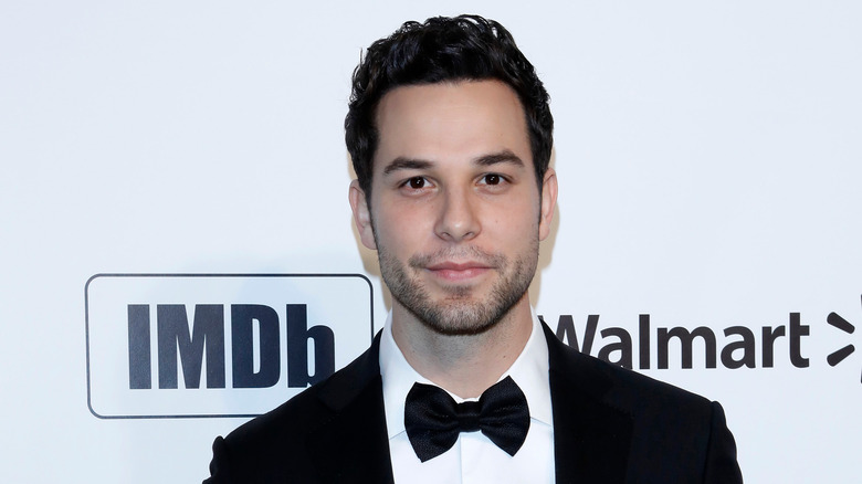 Skylar Astin tuxedo