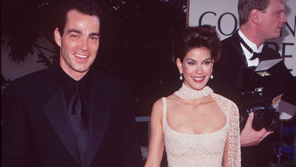 Jon Tenney and Teri Hatcher 