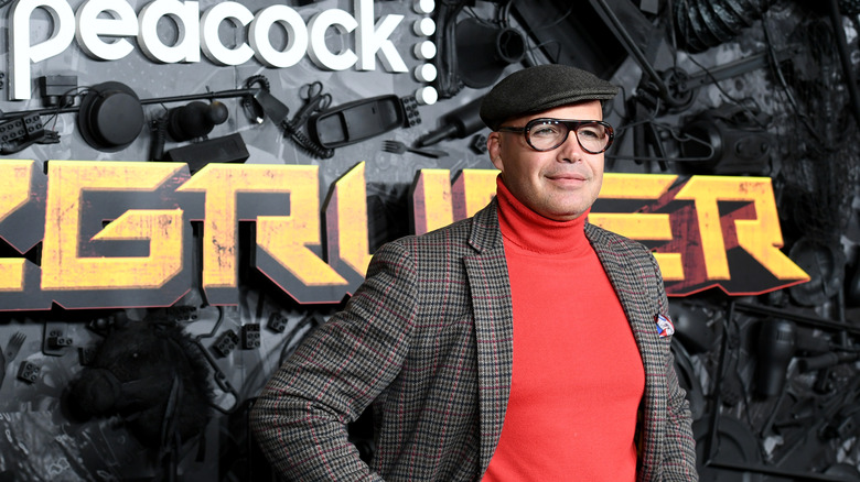 Billy Zane posing for cameras