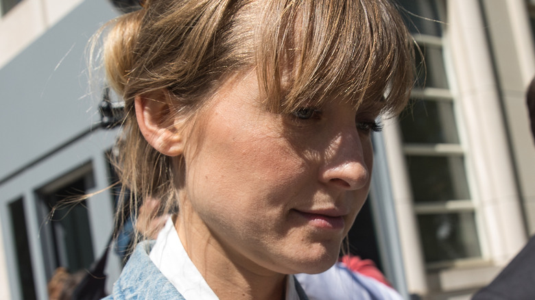 Allison Mack outside of a Brooklyn courthouse