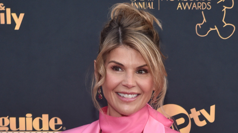 Lori Loughlin smile 