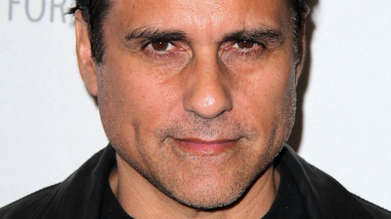 Maurice Benard posing