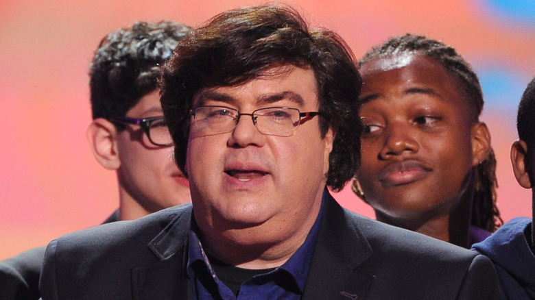 Dan Schneider accepting the Lifetime Achievement Award at the 2014 Kids' Choice Awards