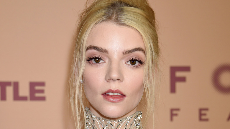 Perfil da nova atriz Anya Taylor-Joy, de The Queen's Gambit