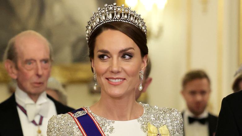 Kate Middleton diamond pearl tiara