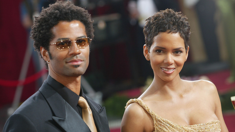 Halle Berry and Eric Benét smiling
