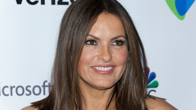 Mariska Hargitay smiling.