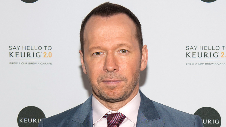 Donnie Wahlberg posing