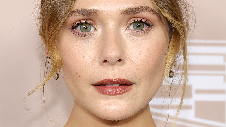 Elizabeth Olsen green eyes