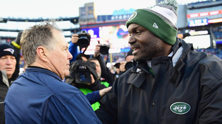 Bill Belichick shaking hands with head coach of the New York Jets, Todd Bowles