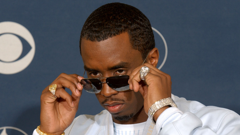 Sean Combs posing