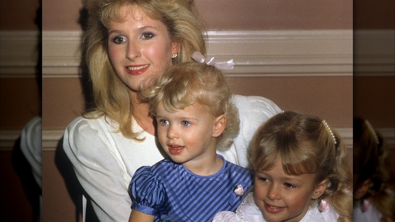 Kathy, Paris and Nicky Hilton at an event