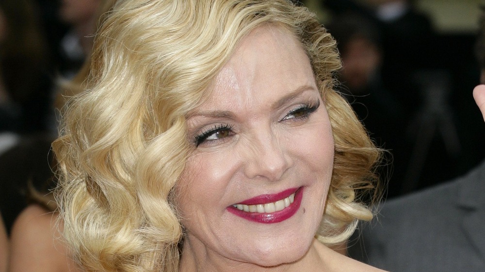 Kim Cattrall smiling