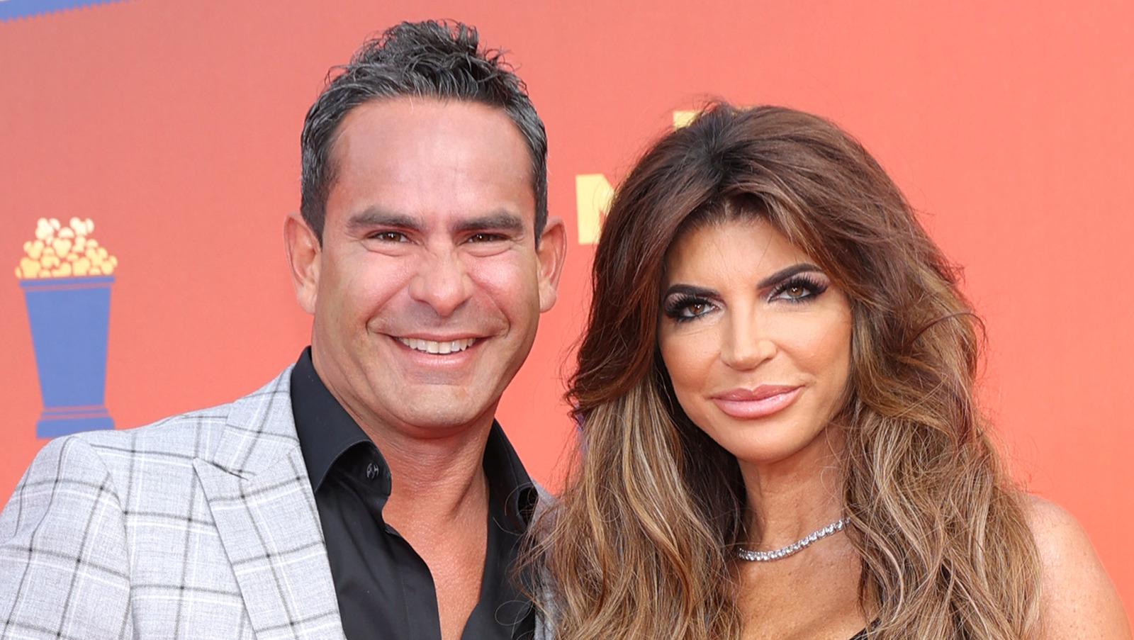 The Shady Side Of Teresa Giudice And Louie Ruelas photo