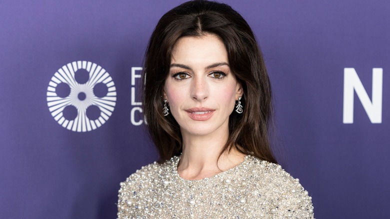 Anne Hathaway posing