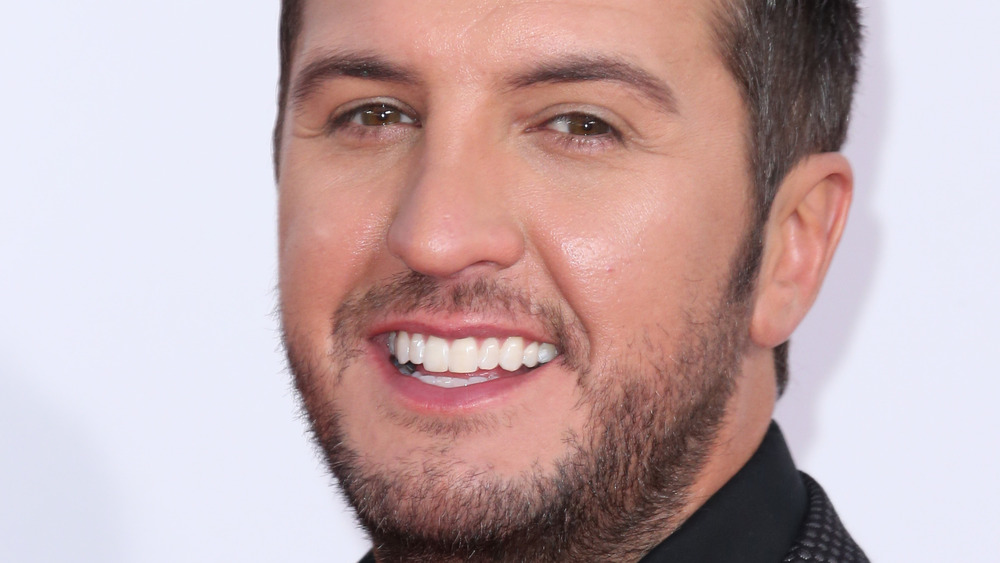 Luke Bryan smiling 