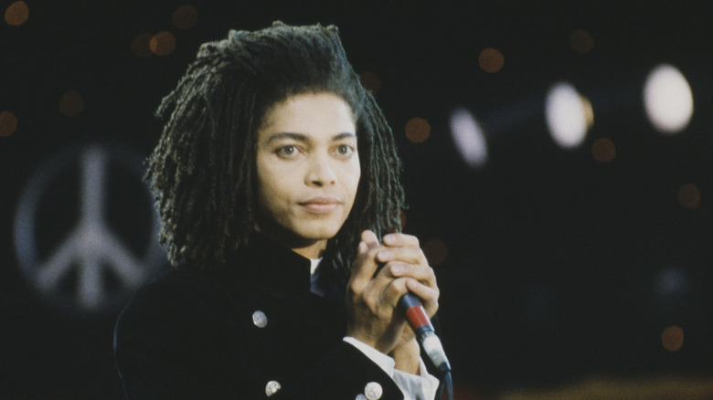 Sananda Maitreya on stage