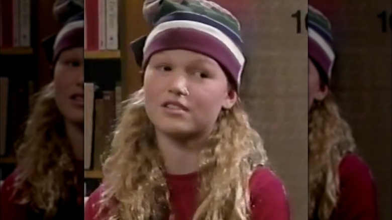 Julia Stiles on Ghostwriter circa 1993