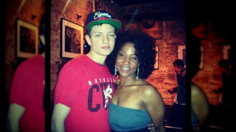 Matt Rife posing with Vanessa Fraction