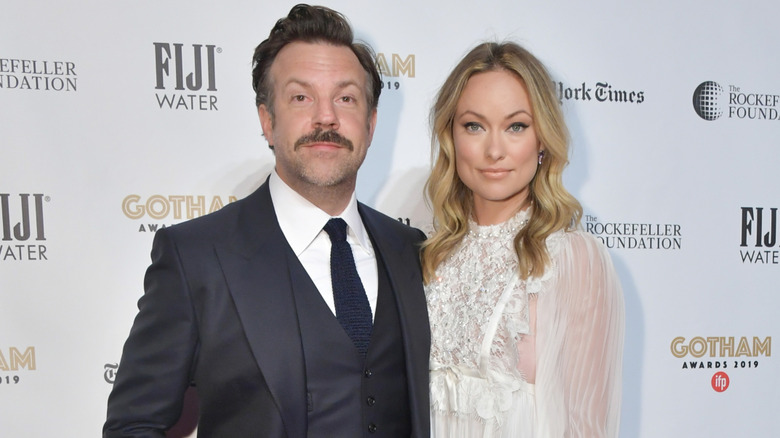 Jason Sudeikis and Olivia Wilde pose together in 2019.