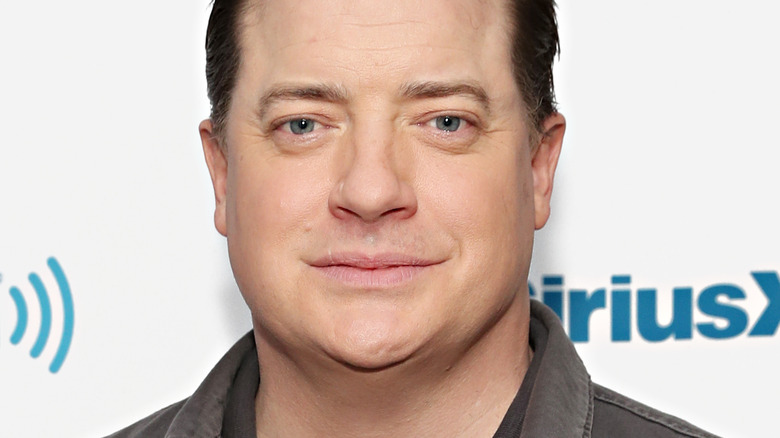 Brendan Fraser posing