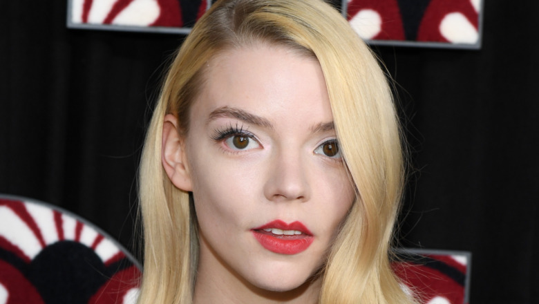 Anya Taylor-Joy arrives at a fashion show in 2020