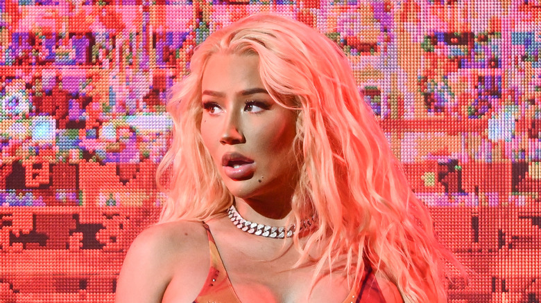 Iggy Azalea performs live onstage