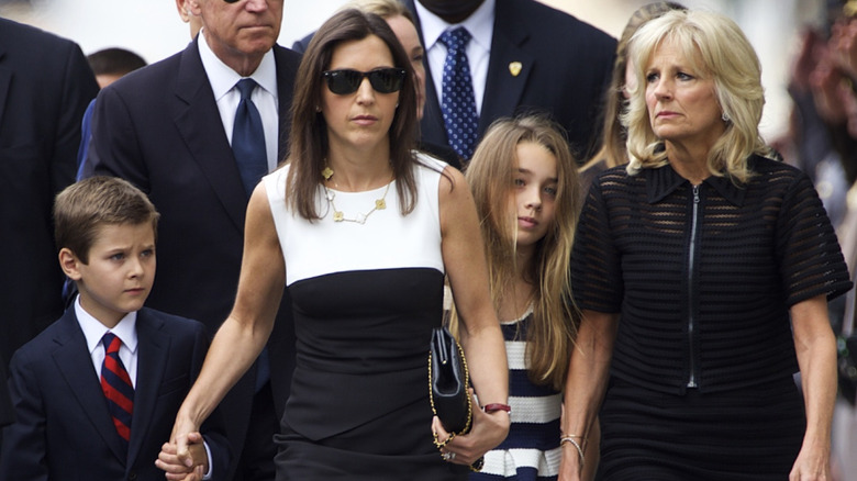 Hallie Biden with her kids and in-laws at Beau Biden's funeral
