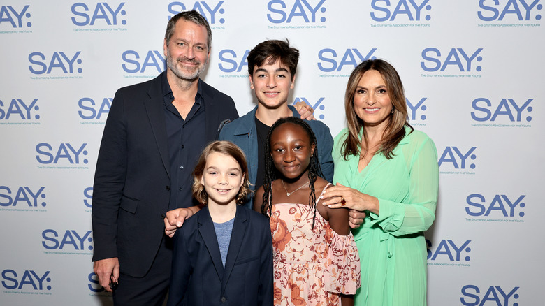 Peter Hermann and Mariska Hargitay pose with their three children