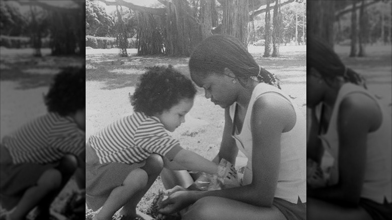 Young Meghan plays with her mother
