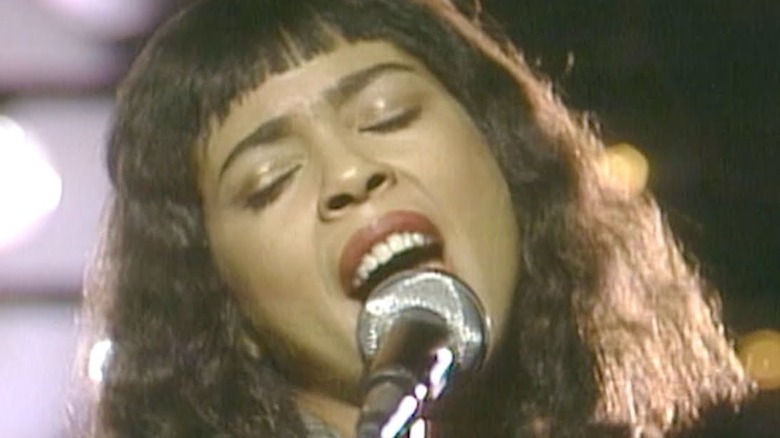 Irene Cara performing