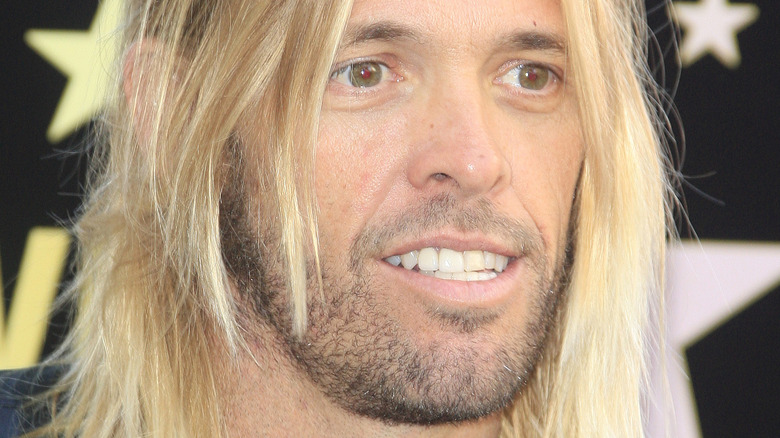 Taylor Hawkins posing at an event