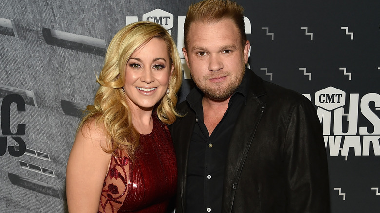 Kellie Pickler and Kyle Jacobs posing