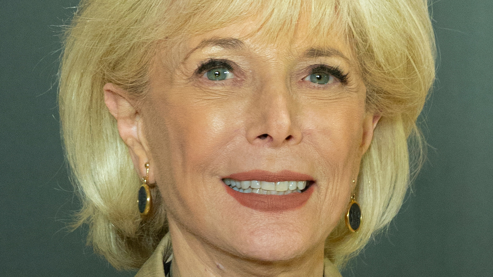 The Tragic Death Of Lesley Stahl's Husband Aaron Latham