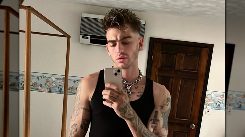 Jeremy Ruehlemann selfie