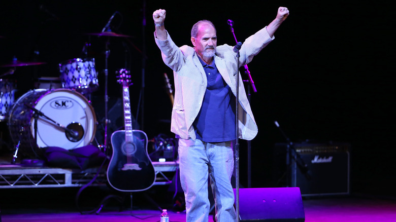 Jack Kehler addressing the audience onstage at Lebowski Fest Los Angeles Movie Party