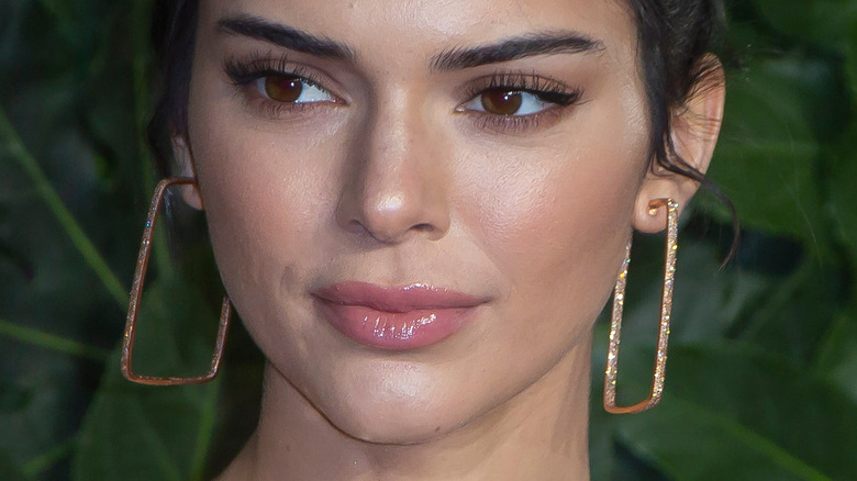 Kendall Jenner square hoop earrings