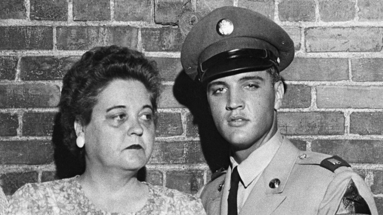 Gladys and Elvis Presley posing