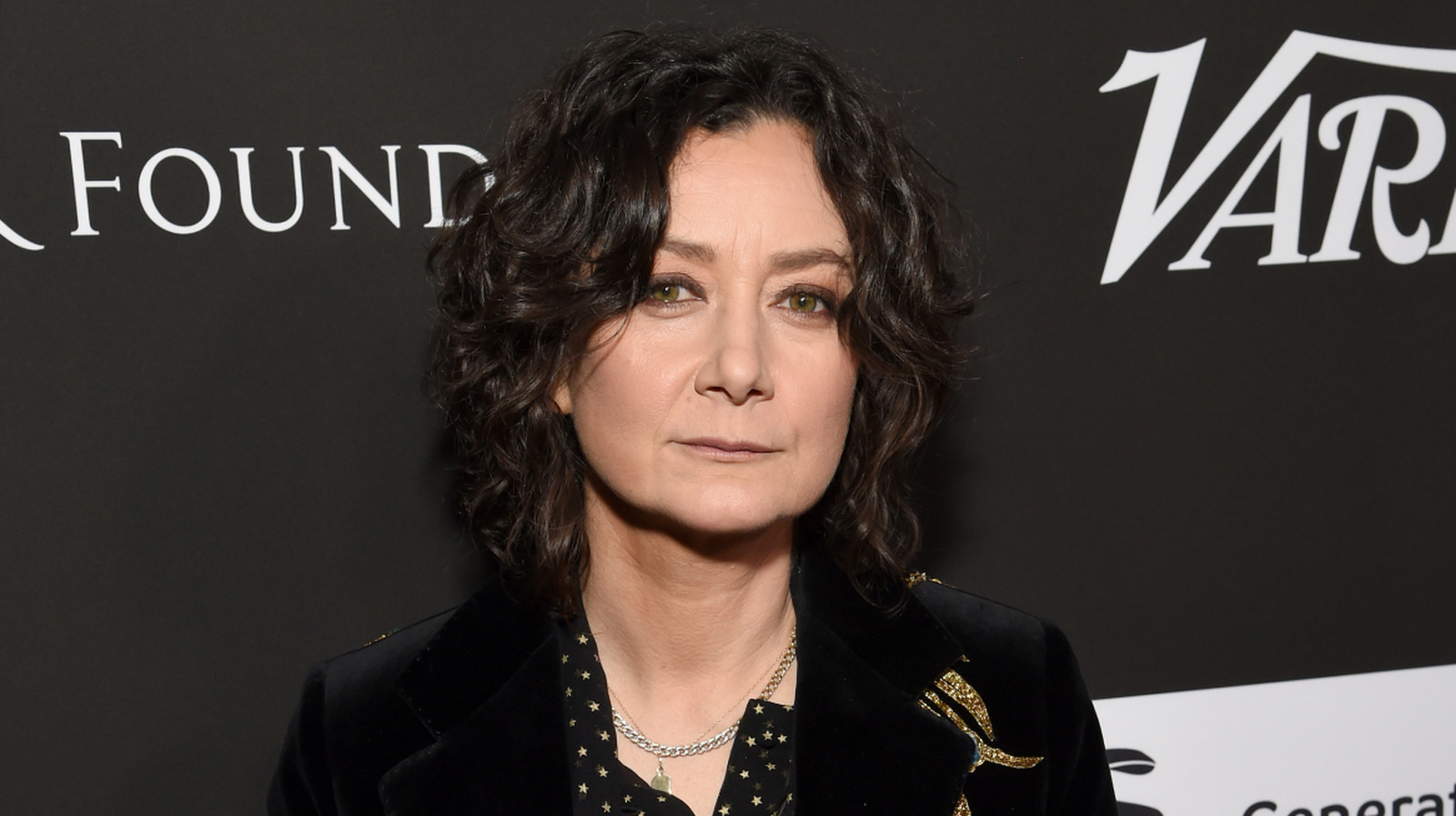 The Tragic, Real-Life Story Of Sara Gilbert Is Just Sad