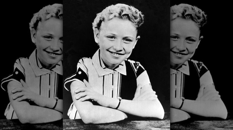 Portrait of Dolly Parton as a young girl