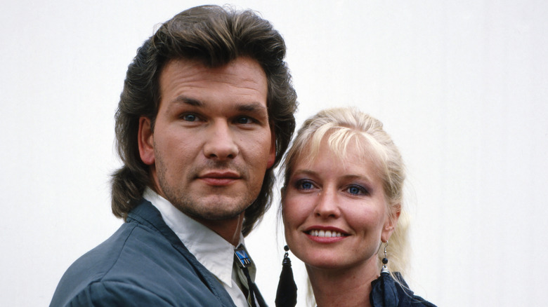 Patrick Swayze and Lisa Niemi embracing
